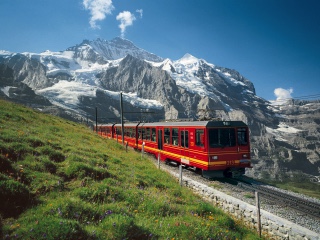 web_zurich_tours_jungfraujoch_bos_03.jpg